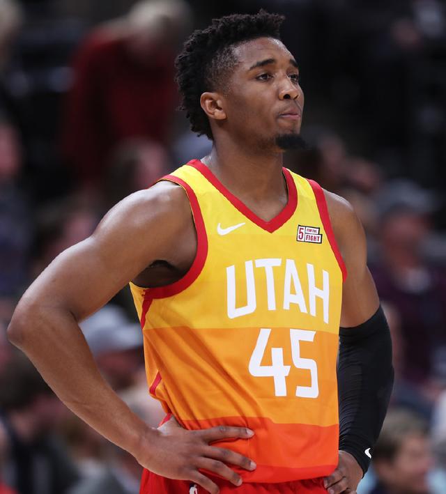 在现代足球 在现代足球