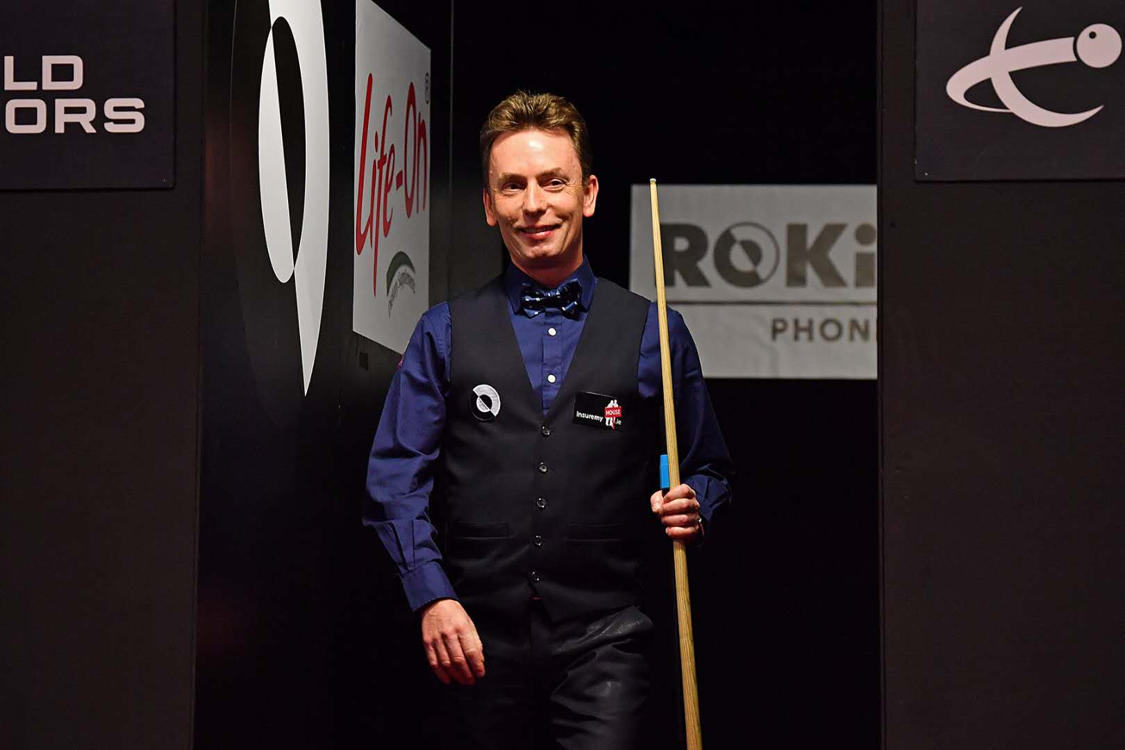 坛炙手可热 坛炙手可热