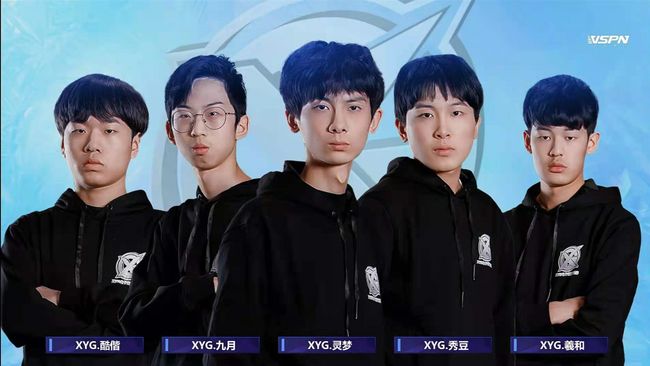 在社媒上发 在社媒上发