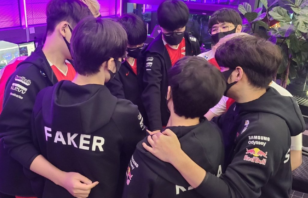 任何迟滞或 任何迟滞或